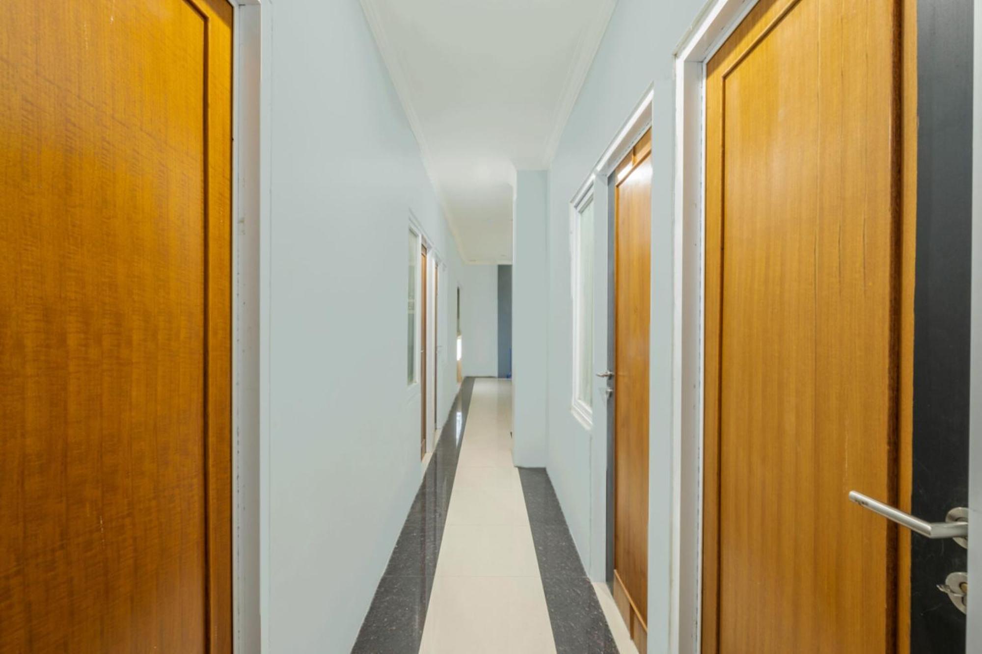 Oyo Living 2195 Al Jazeerah Residence Syariah Бандунг Экстерьер фото